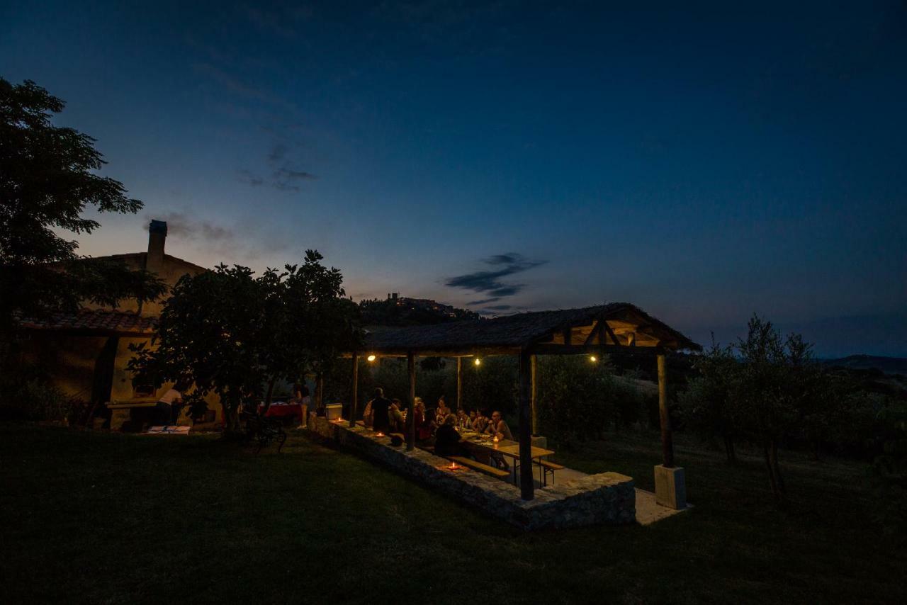 Agriturismo San Nicolo Montecastelli Pisano Exterior photo